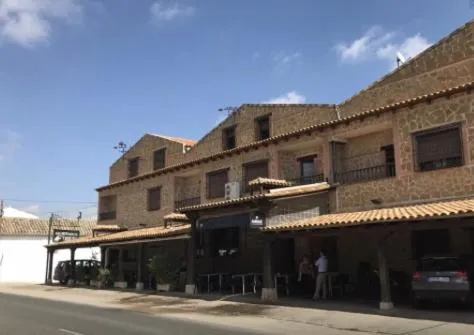El Quijote，位于Miguel Esteban的酒店