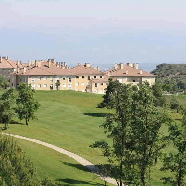 Apartamentos Campo de Golf，位于Viguera的酒店