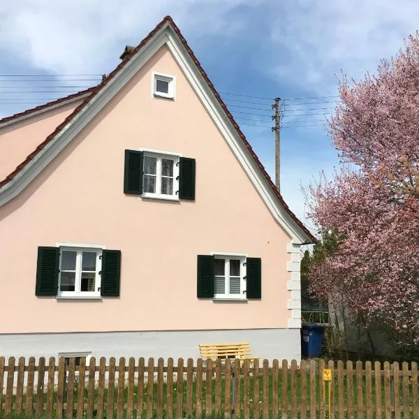 Ferienwohnung Kröner，位于多瑙沃特的酒店