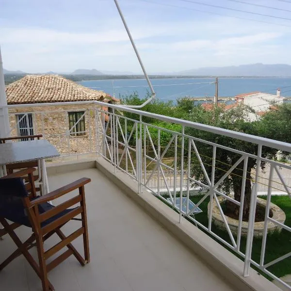 Erato Apartments，位于Agios Avgoustinos的酒店