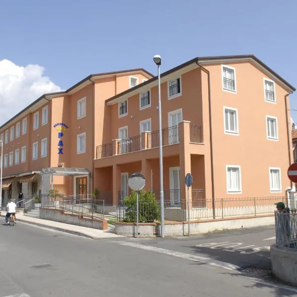 帕克斯公寓，位于Fiumaretta di Ameglia的酒店