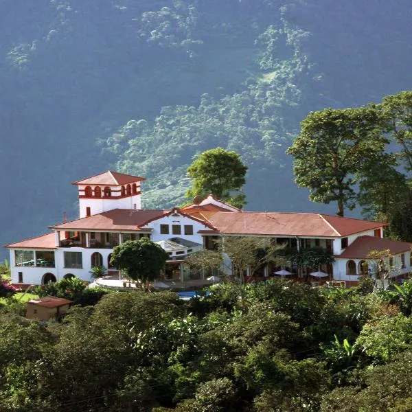 科罗伊科凯莱大酒店，位于Cerro Nogalani的酒店