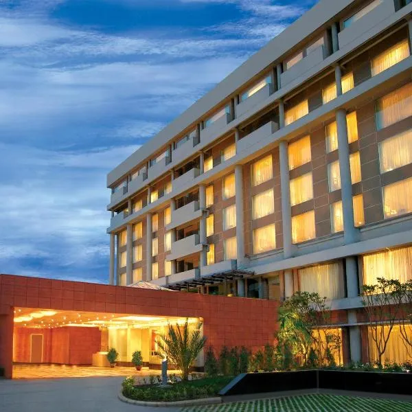 泰姬陵昌迪加尔酒店，位于钱德加尔的酒店