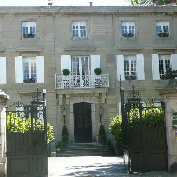 Maison d'hôtes "Les Jardins de Mazamet"，位于马扎梅的酒店