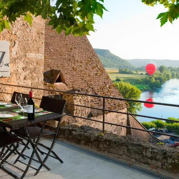 Au coeur de Beynac, superbe maison du 14ème siècle avec jardin panoramique，位于贝纳克和卡泽纳克的酒店
