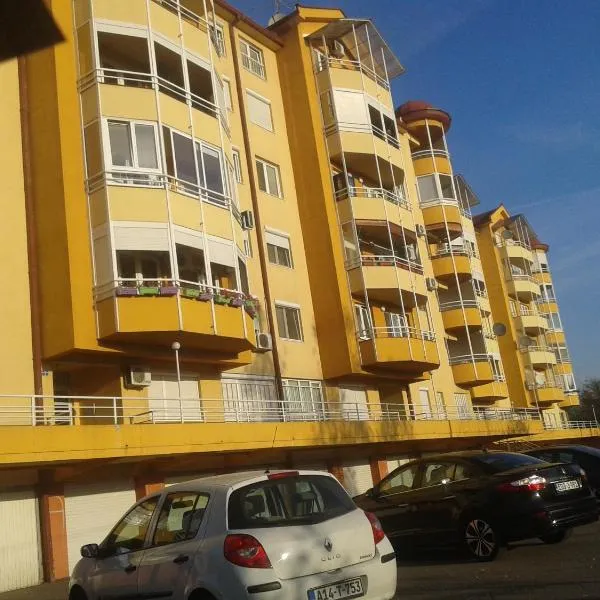 Apartment 3M，位于Čokići的酒店