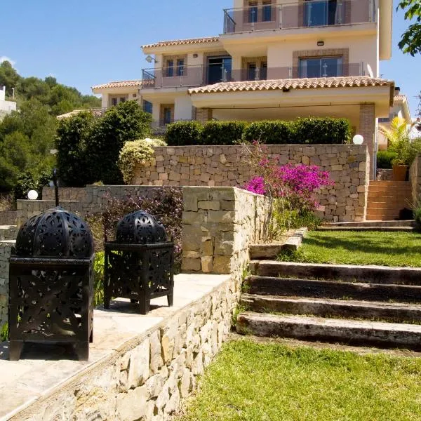 Villa Alegre Playa Calpe Grupo Terra de Mar, alojamientos con encanto，位于卡尔佩的酒店