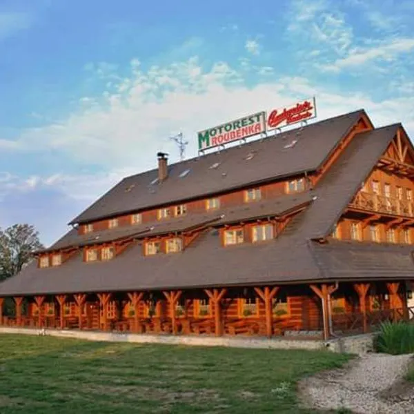 Motel Roubenka，位于Třebechovice pod Orebem的酒店