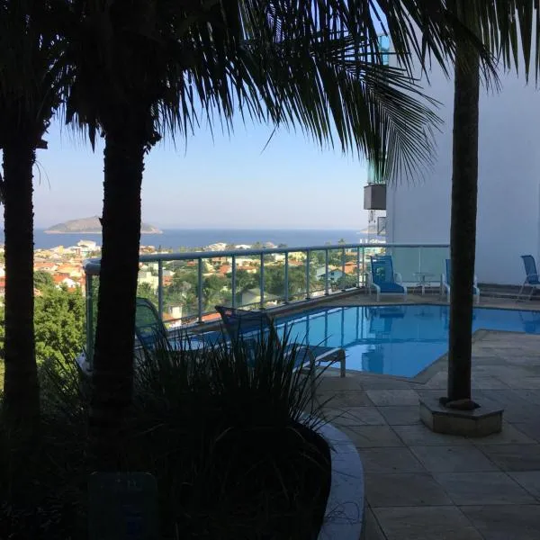 Apartamento linda vista, 200 metros da praia de camboinhas，位于伊泰普阿苏的酒店