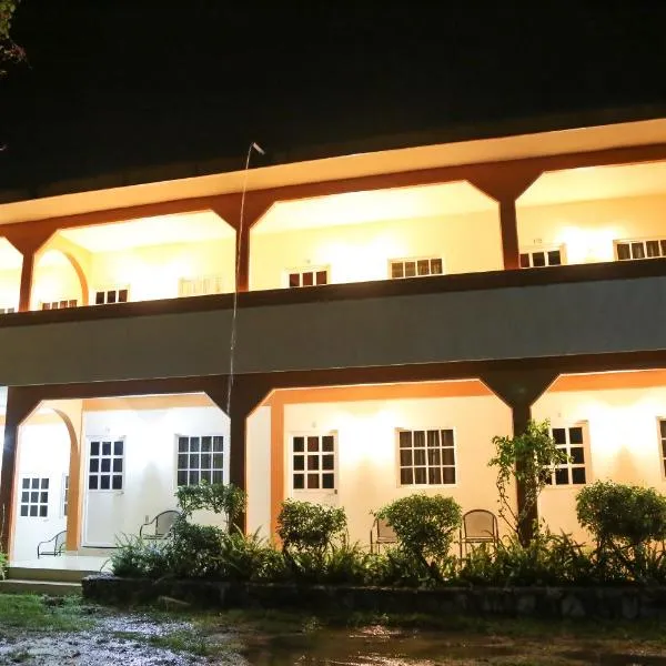 Hotel Santa Rita，位于Ahuayo的酒店