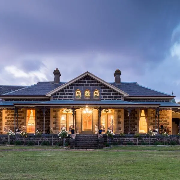 Coragulac House Cottages，位于科拉克的酒店