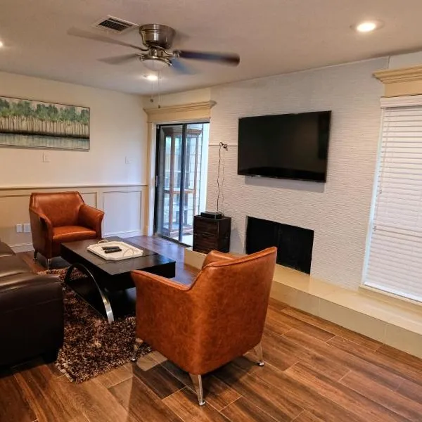 Galleria Area Condo, 2 Bedrooms 2 Story - Ocee，位于休斯顿的酒店