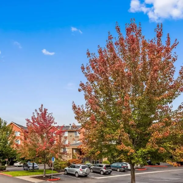 Best Western PLUS Vancouver Mall Drive，位于温哥华的酒店