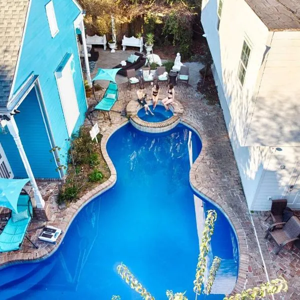 Five BR - Sleeps 10! Steps from French Quarter，位于新奥尔良的酒店