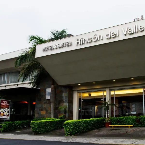 Rincon del Valle Hotel & Suites，位于San Rafael的酒店