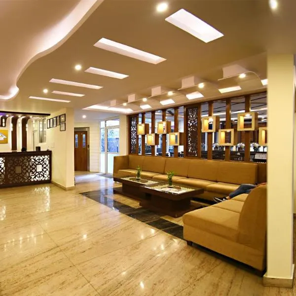 Hotel Jampa，位于迦瓦拉科尔的酒店