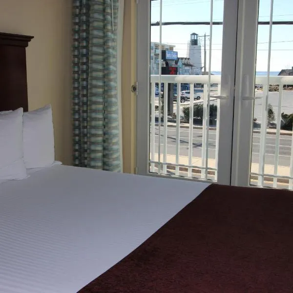杜威金叶酒店，位于杜威海滩的酒店