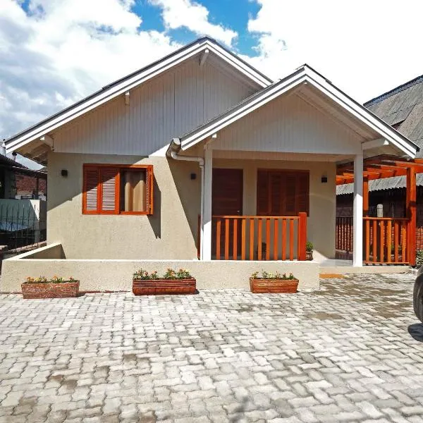 Flats Ouro Gramado Localizado a 900 metros da entrada do Centro de Gramado，位于格拉玛多的酒店