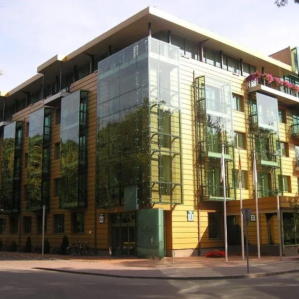 德鲁斯金卡列图维Spa大酒店，位于德鲁斯基宁凯的酒店