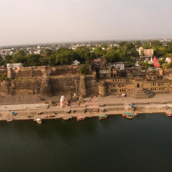 Ahilya Fort，位于Dhāmnod的酒店