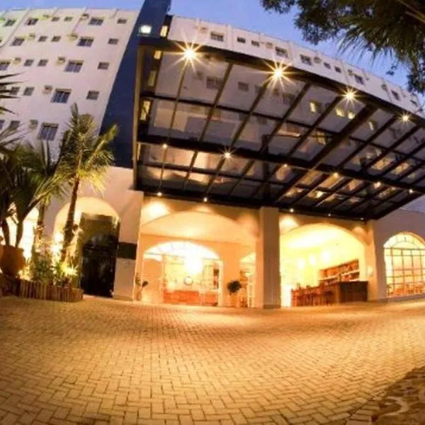 贝拉里奥皇宫酒店 ，位于Dois Córregos的酒店