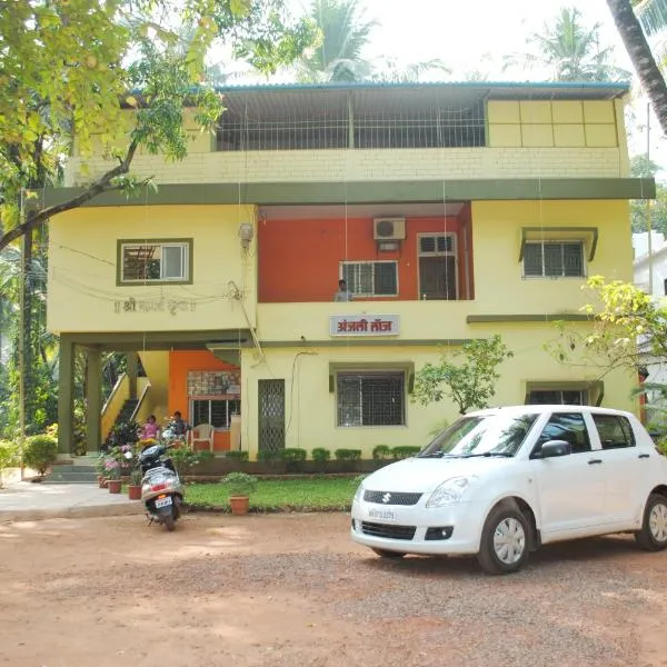 Hotel Anjali Lodge Malvan，位于Vālāval的酒店