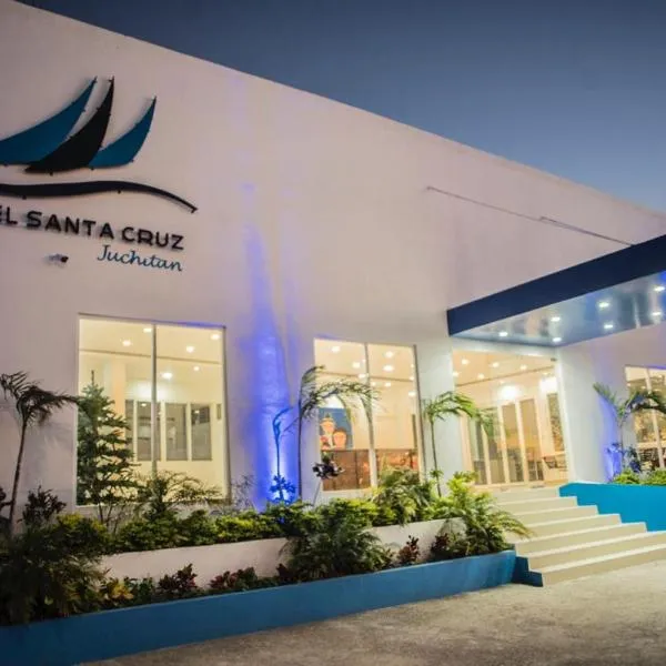 Hotel Santa Cruz Juchitan，位于Santo Domingo Tehuantepec的酒店