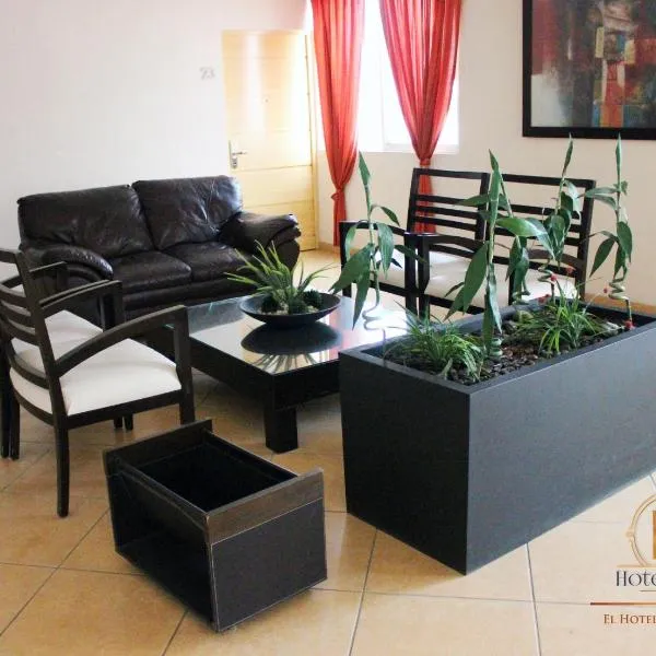 Hotel Yvette，位于莱昂的酒店