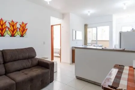 Praia Ubatuba Apartamento SilBraSil，位于乌巴图巴的酒店