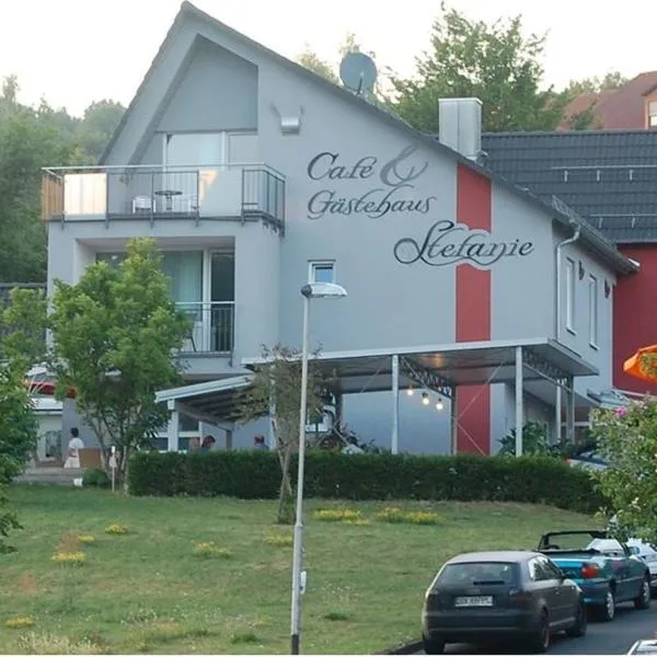 Hotel Cafe Gästehaus Stefanie，位于Flörsbachtal的酒店