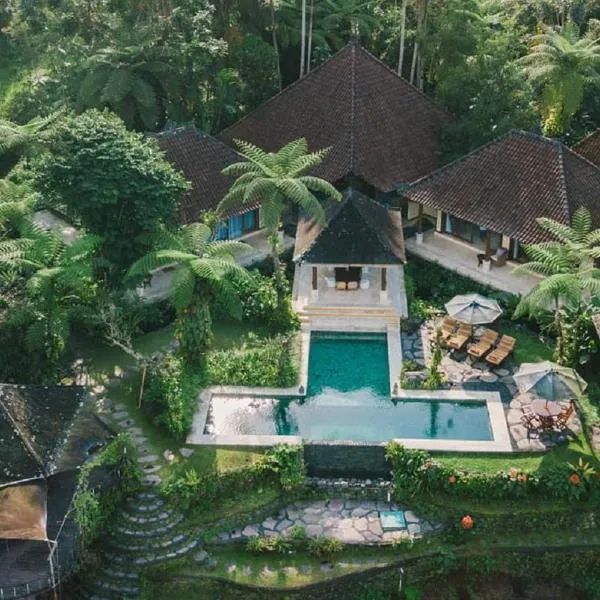 巴厘岛天堂民宿，位于Penginyahan的酒店