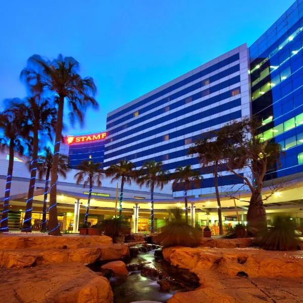 Stamford Plaza Sydney Airport Hotel & Conference Centre，位于罗克代尔的酒店