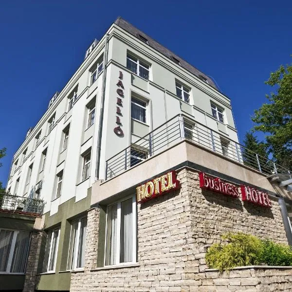 加格尔罗商务酒店，位于特勒克巴林特的酒店
