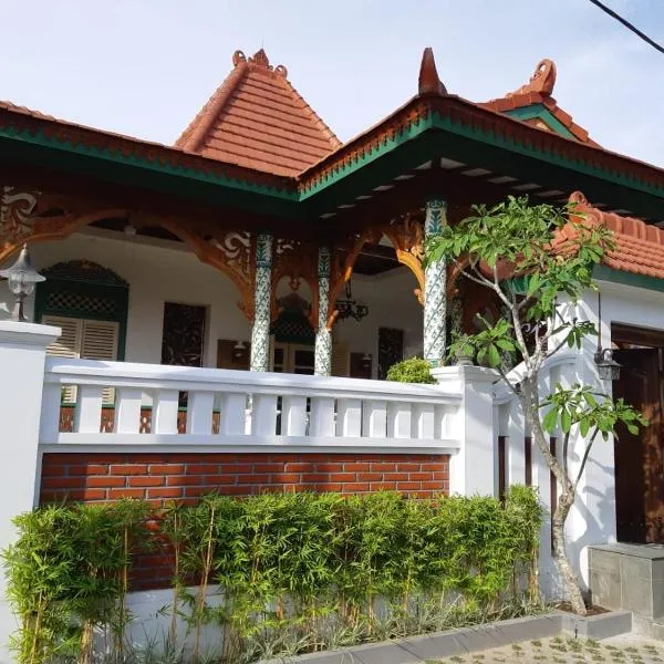 Rumah Jawa Guest House (Syariah)，位于Timuran的酒店
