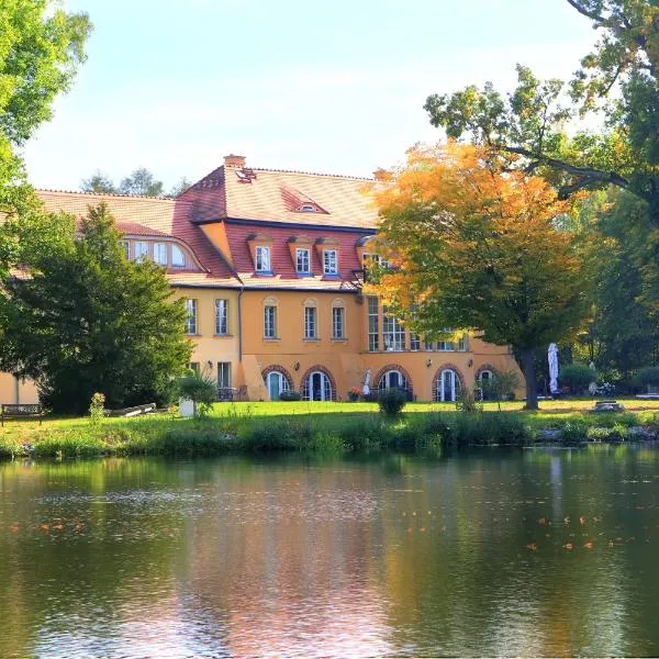 Schloss Zehdenick，位于滕普林的酒店