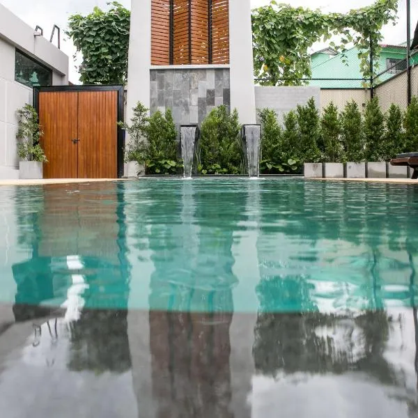 苏梅岛艾姆尼提阿帕图尔酒店，位于Ban Thung的酒店