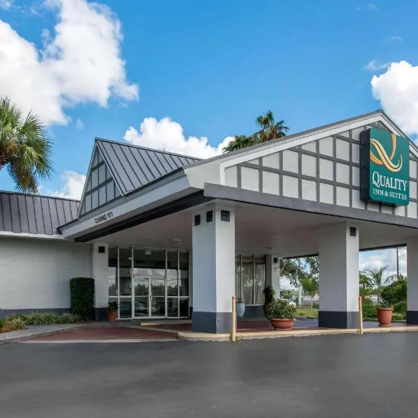 Quality Inn & Suites Brooksville I-75-Dade City，位于春丘的酒店