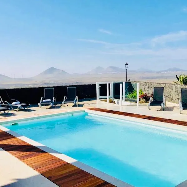 Canaryislandshost l Infinity Views，位于El Cuchillo的酒店