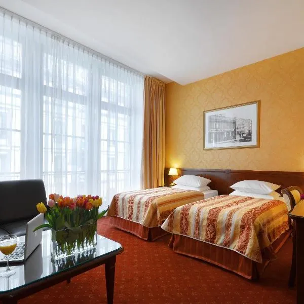 Hotel Wolne Miasto Old Town Gdańsk，位于Bystra的酒店