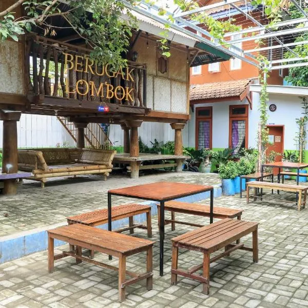 Guest House Rumah Lombok Syariah，位于马塔兰的酒店