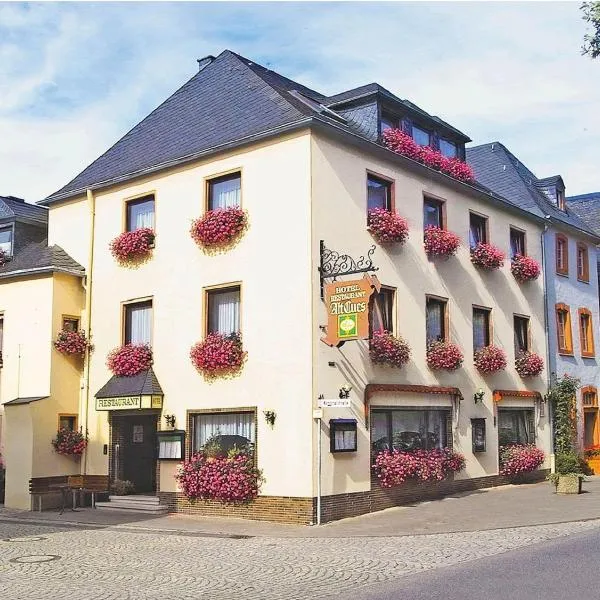Hotel Alt Cues，位于Graach的酒店