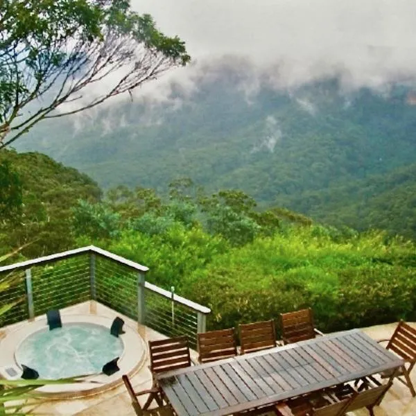 Amaroo Mountaintop Villa，位于肯图巴的酒店