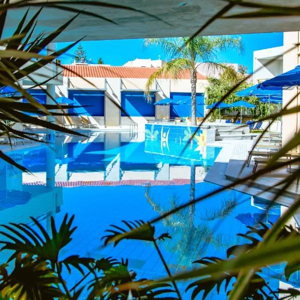 Anais Collection Hotels & Suites，位于Varípetron的酒店