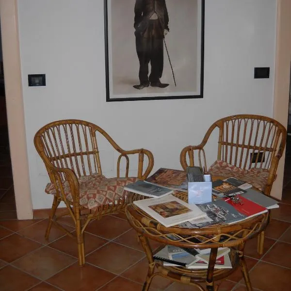 Charlie Chaplin，位于Formignana的酒店