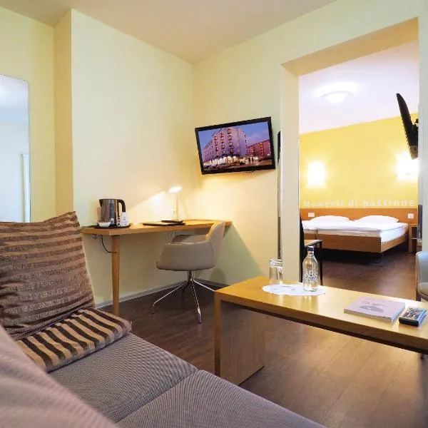 萨梅劳提契诺瑞士品质酒店，位于迪蒂孔的酒店
