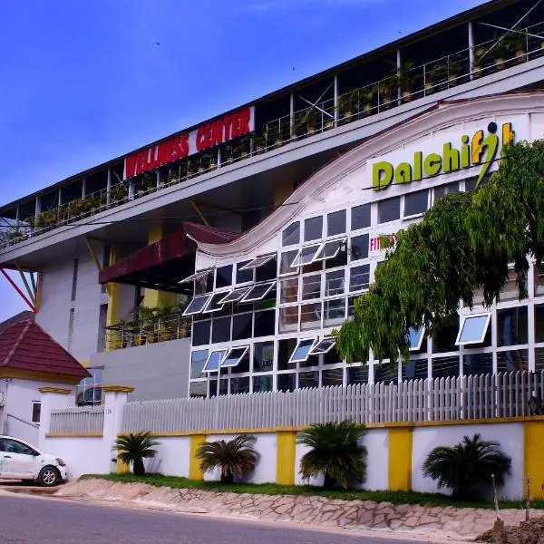 Dalchifit Suites by Premium Swiss Hospitality，位于阿布贾的酒店