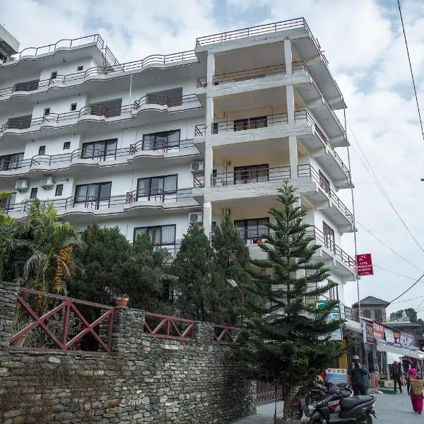 Hotel Himalayan Vacation，位于博卡拉的酒店