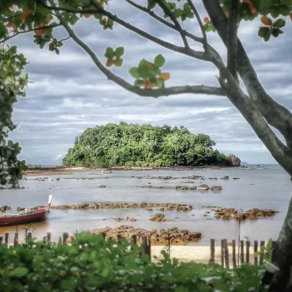 Mythra Mahasamuthra，位于利邦岛的酒店