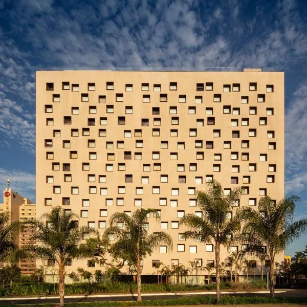 B Hotel Brasilia，位于巴西利亚的酒店