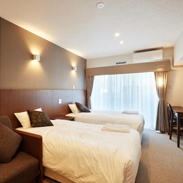 Creass Hotel Tsubogawa Marche，位于Shinzato的酒店